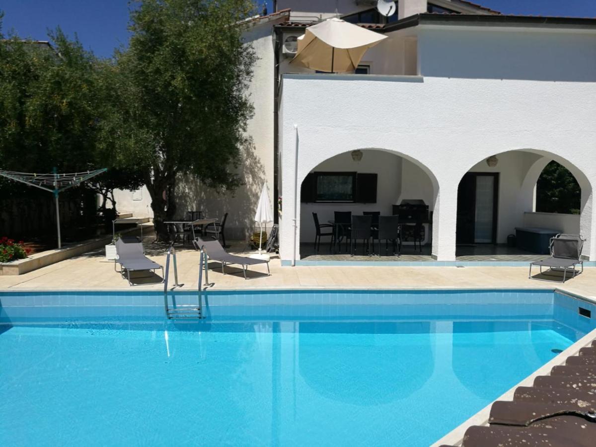 Ferienhaus Bozena Appartment 2 Vrsar Buitenkant foto
